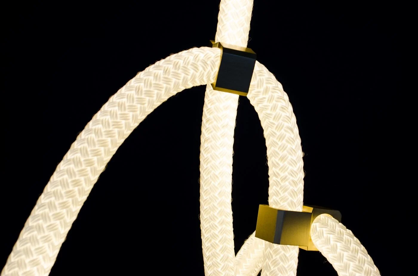 Reconfigurable rope light for Luke Lamp Co. Manufactured by Karice.
