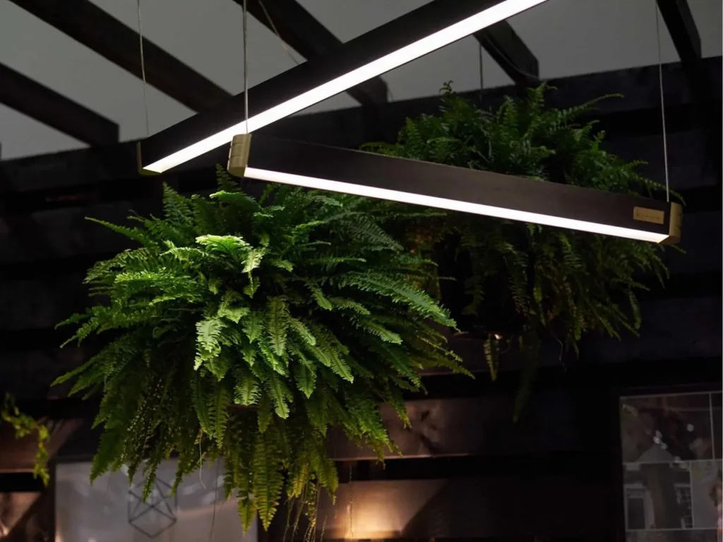Retta linear LED light with aluminum body, frosted acrylic diffuser, and precision-machined end caps. Designed and manufactured by Karice.
